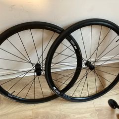 DT Swiss P1800 and GP5000 bike wheelset