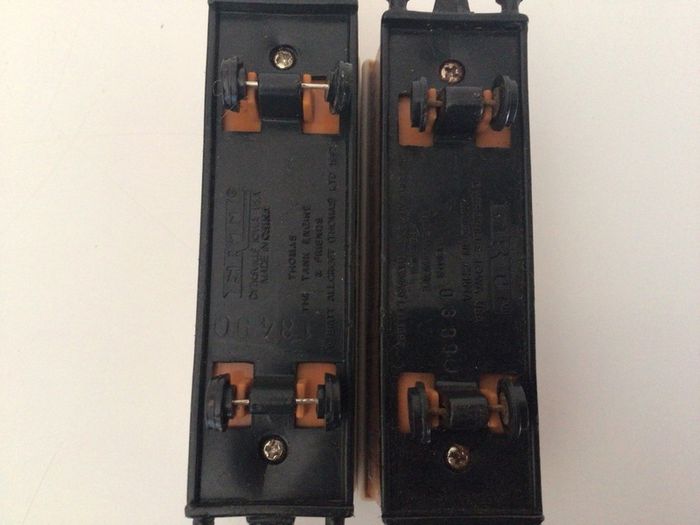 Thomas the Tank Engine Vintage Ertl passenger carriages Clarabel and Annie
