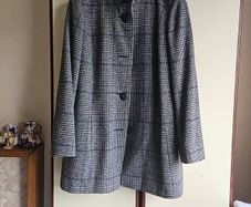 Woollen Lined Coat... Size 16