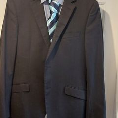 Remus Uomo Tapered  suit ,  shirt and tie.