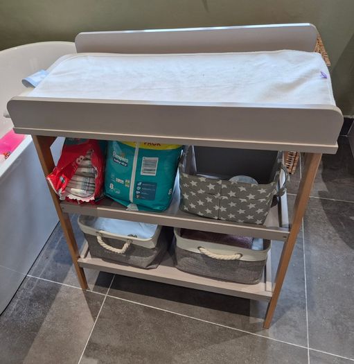 Baby elegance Ollie changing table