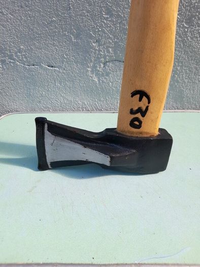 Axe