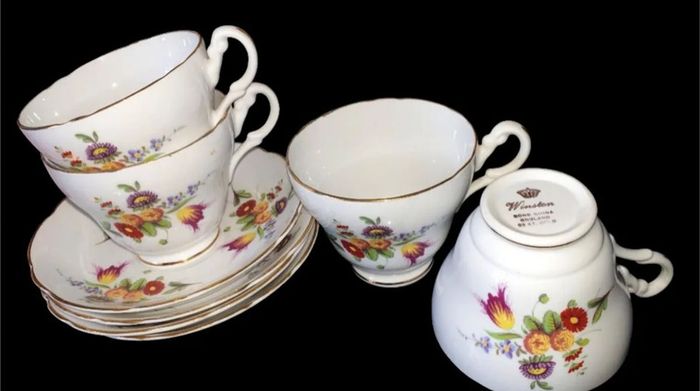 Vintage Winston Fine Bone China Teacups & Saucers