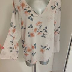 Brand new F&F pink floral blouse size UK16 EU44 Postage included