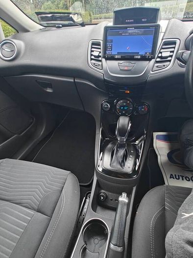 2015 Ford Fiesta Automatic low mileage