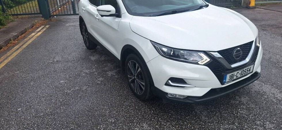 NISSAN Quashqai 1.2 petrol.