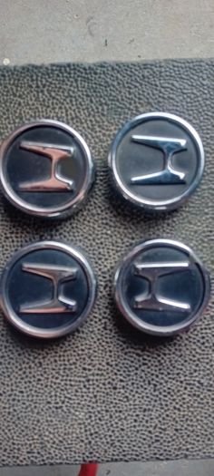 Honda wheel centre caps