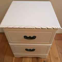 two bedside lockers