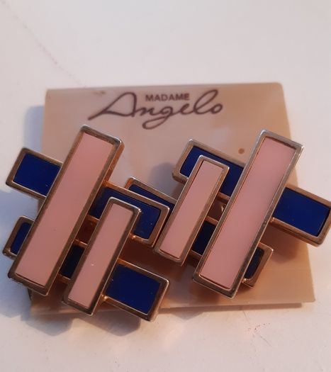 Vintage New Madame Angelo Clip on earrings