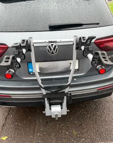 3 bikes Thule bike rack for sale