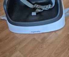 Baby chair booster