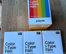Polaroid i Type film