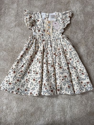 Girls Floral Dress 5-6 years