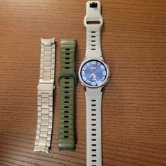 Samsung Galaxy Watch6 Classic (43mm Silver) + Extra Bands