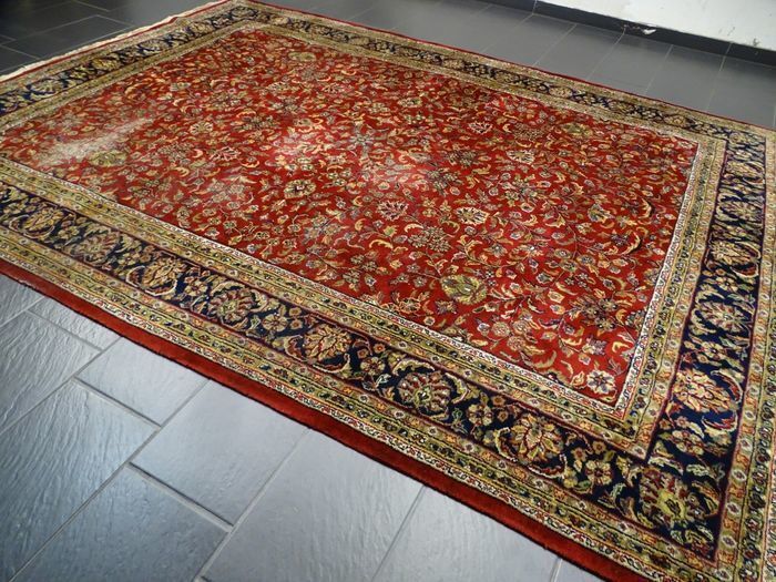 P.ersian Ghoum Rug 340 x 255 cm (GHM)