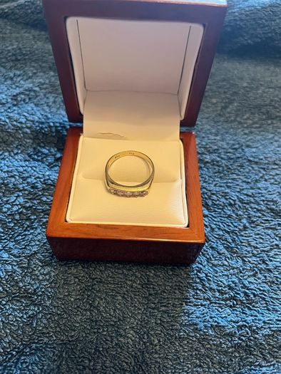 Eternity Ring .. Diamond & 14ct Gold
