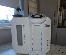 baby bottle maker