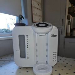 baby bottle maker
