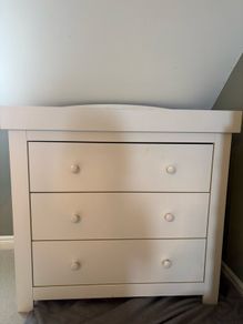 Mama & papas changing unit
