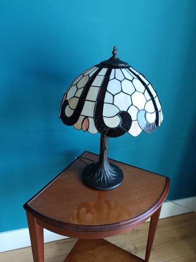 Tiffany Style Lamp