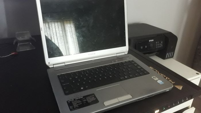 3 Broken Laptops for Parts