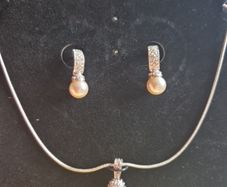 Vintage Zirconia Pearl Set of Necklace and Earrings