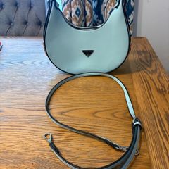 Light blue shoulder bag