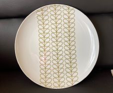 Orla Kiely Linear Stem dinner plate. New