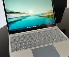 Microsoft Surface GO Laptop