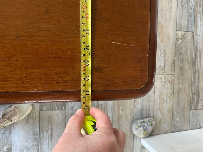 Extendable Drop Leaf Table - perfect for Christmas