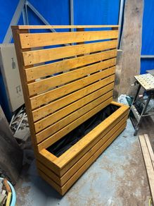 Garden Furniture & Planters