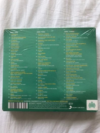 90s Groove CD Volume Hip Hop R&B Triple CD