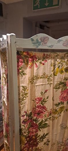 4 Fold Wood Floral Screen