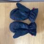 Titleist Winter Golf Mitts. Image 2