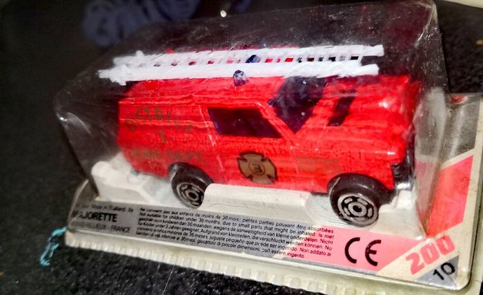 1991 Majorette 246 fire truck new