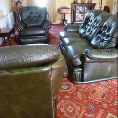 Three piece leather suite