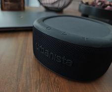 Urbanista Malibu Solar Speaker