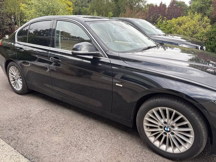 BMW 320 Auto Black