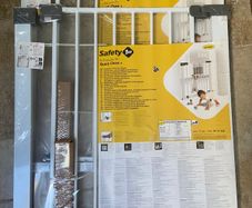 Brand new  x2 Safety 1st Quick Close+ pressure-fit safety gate,