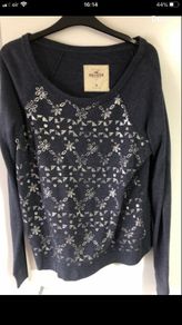 Ladies hollister sweater size M