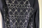 Ladies hollister sweater size M