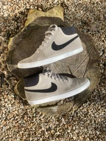 Get Unique Suede Mid Nike's