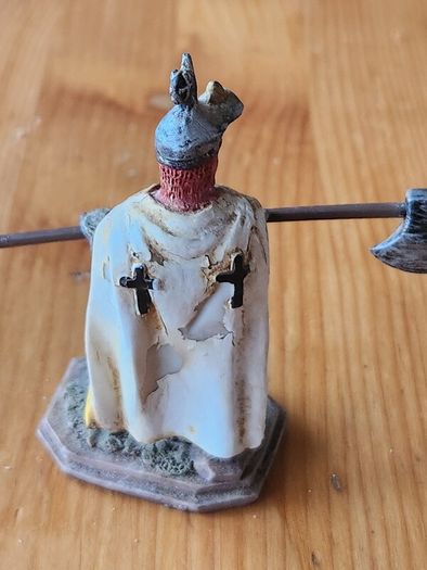 Scheich Knight Archer Kneeling Plus Berliner Zinn Figure. Both In Good Condition.  See Photos For Same.