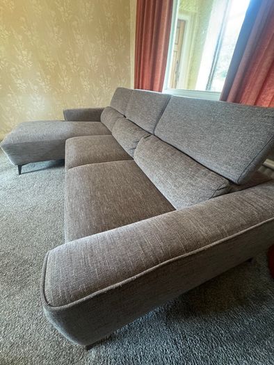 Large Grey L-Shaped Sofa with Chaise Excellent Condition