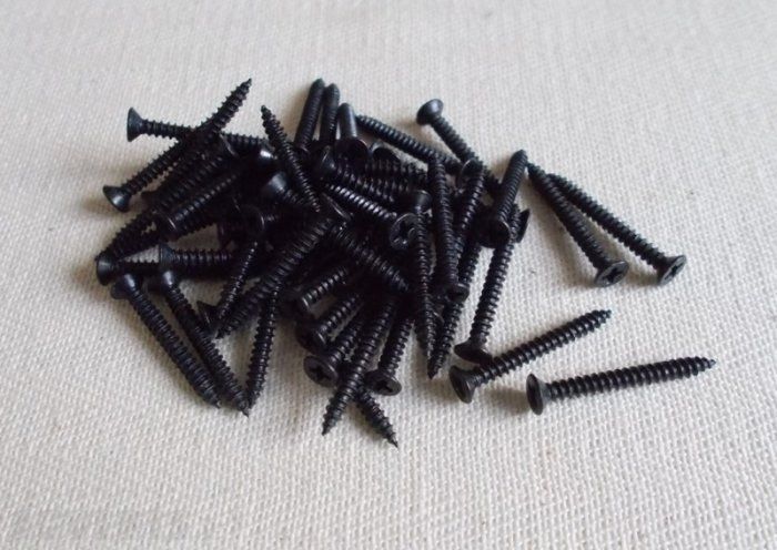Humbucker Mounting Ring Screws (Nickel or Black)