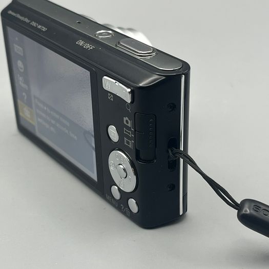 Sony Cyber-shot DSC-W730 16.1MP Digital Camera Black - Full Kit