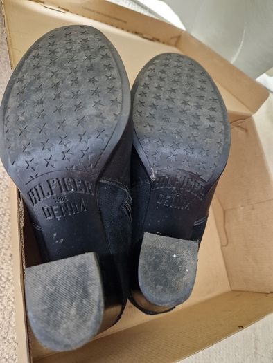 Genuine Tommy Hilfiger Ankle Boots UK7