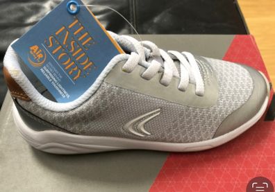 Clarks Girl Trainer 10.5 G UK 28.5 EURO NEW