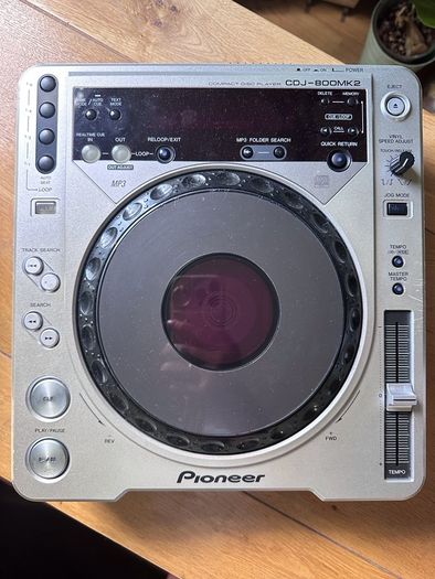 Pro DJ Pioneer CDJ - 800MK2  x 2