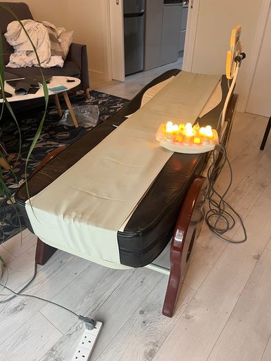 Massage bed - Heated with rolling massage